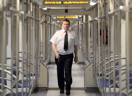 Moscow Metro presents new train