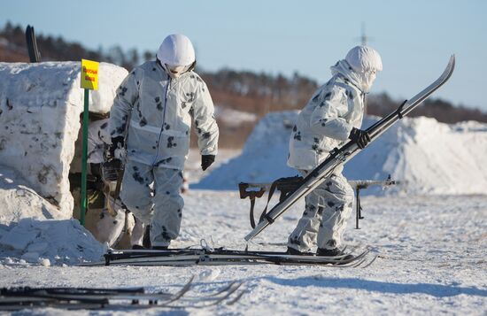 Training of cadets in the Arctic division DVVKU