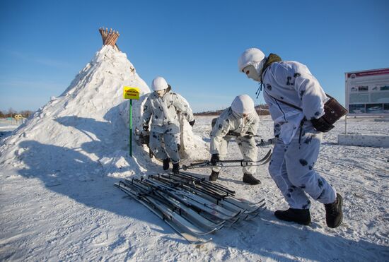 Training of cadets in the Arctic division DVVKU