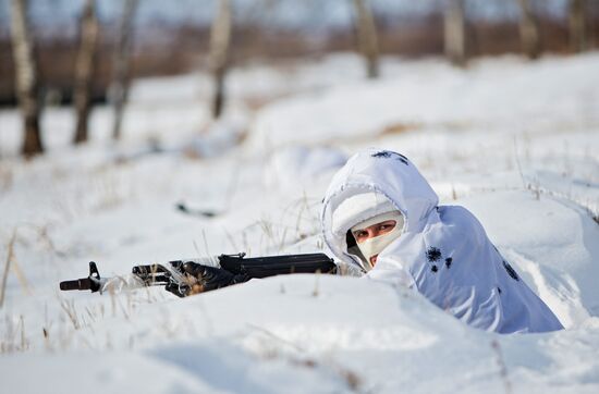 Training of cadets in the Arctic division DVVKU