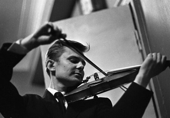 Violinist Lennert Kioskinen