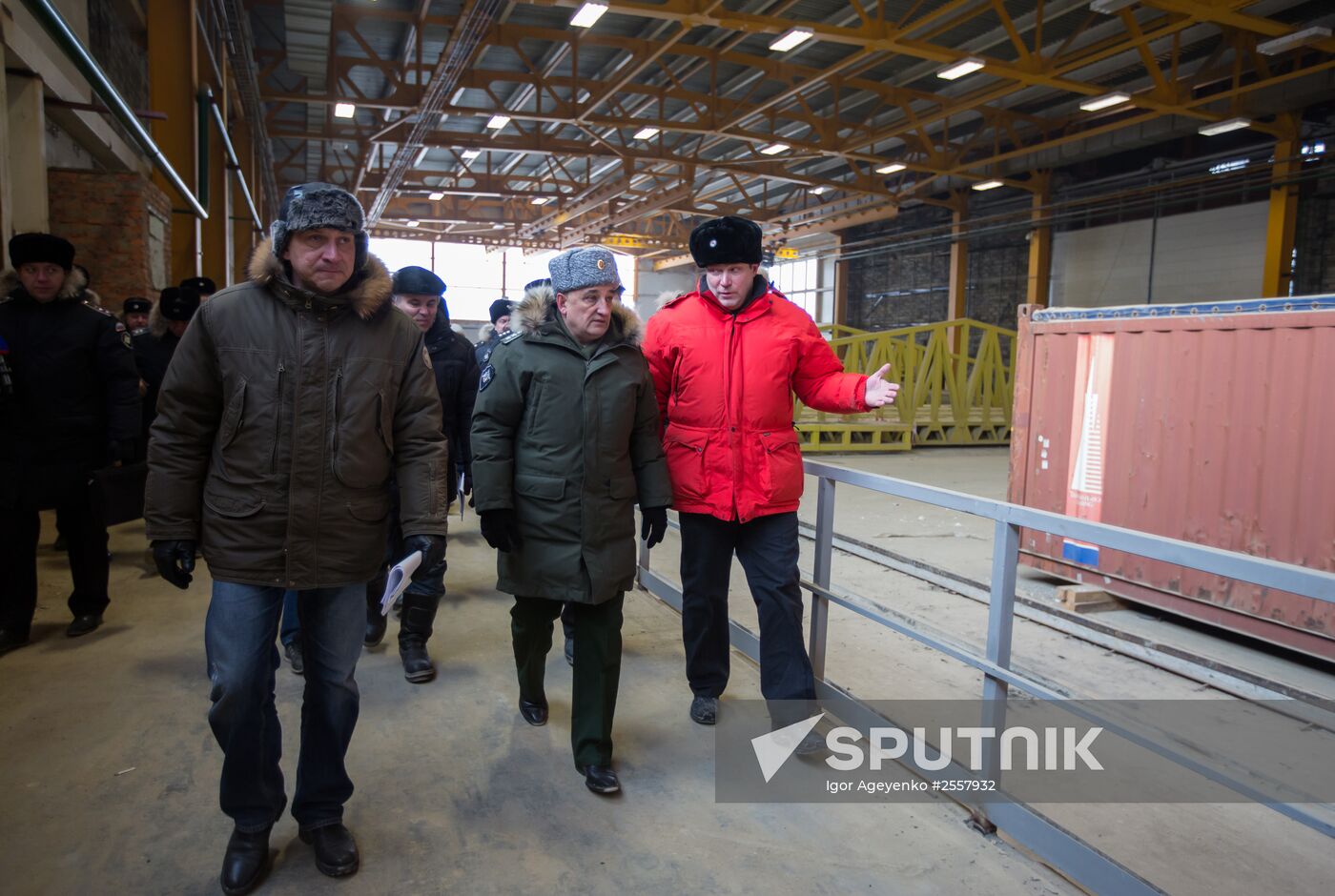 Alexander Volosov visits Vostochmy space center's construction site