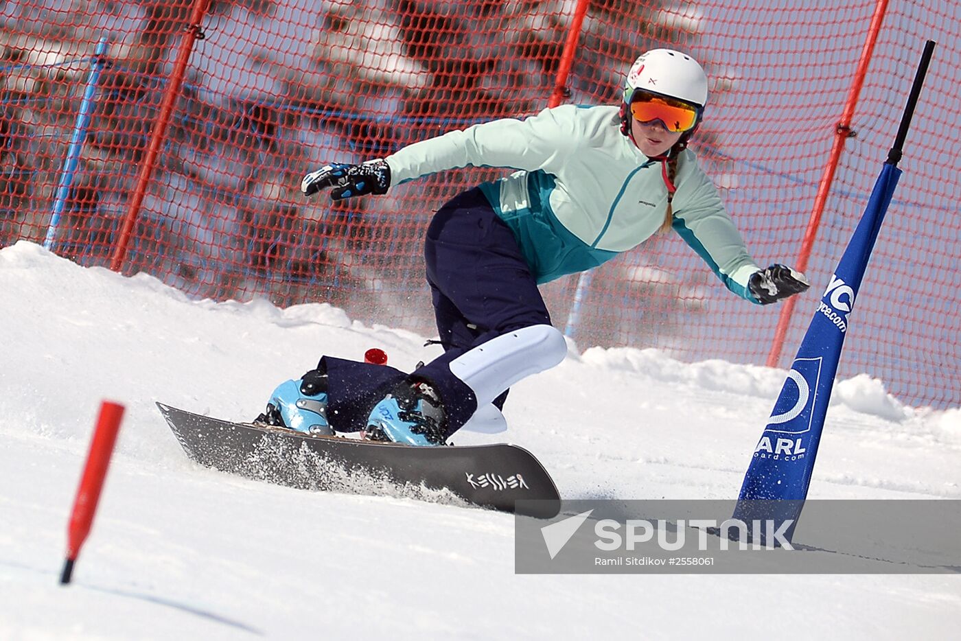 Snowboard. World Championship. Parallel slalom. Training