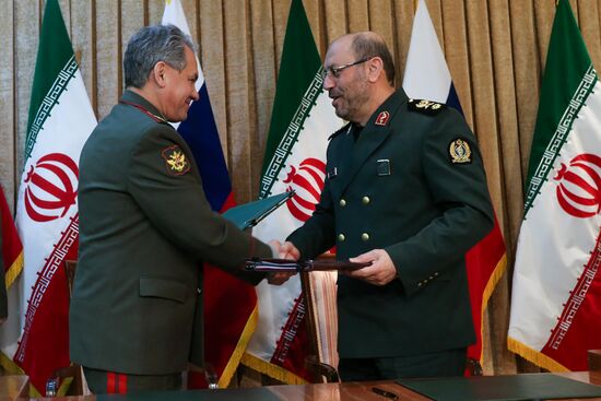 Russian Defense Minister Sergei Shoigu visits Iran