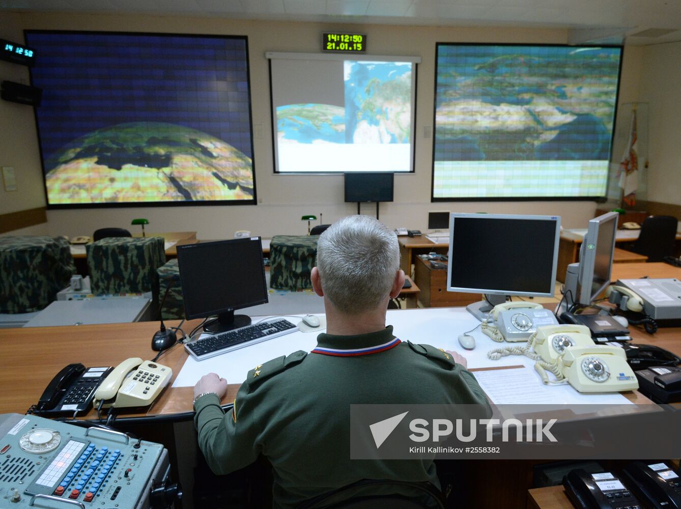 Combat duty officers at the command center of the Don-2-N radar