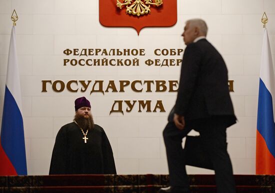 Patriarch Kirill gives a speech in State Duma