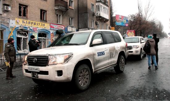 Shelling at Donetsk public-transit stop