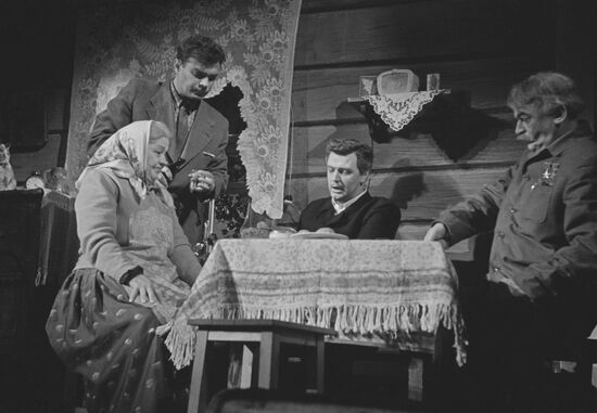 Scene from Khozyain play