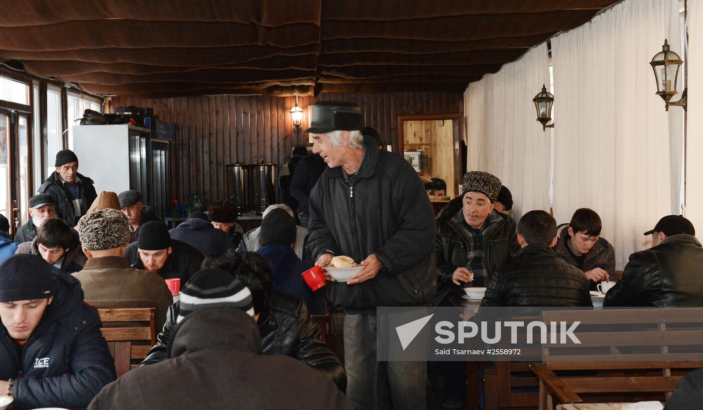 Free cafe Ikram in the center of Grozny