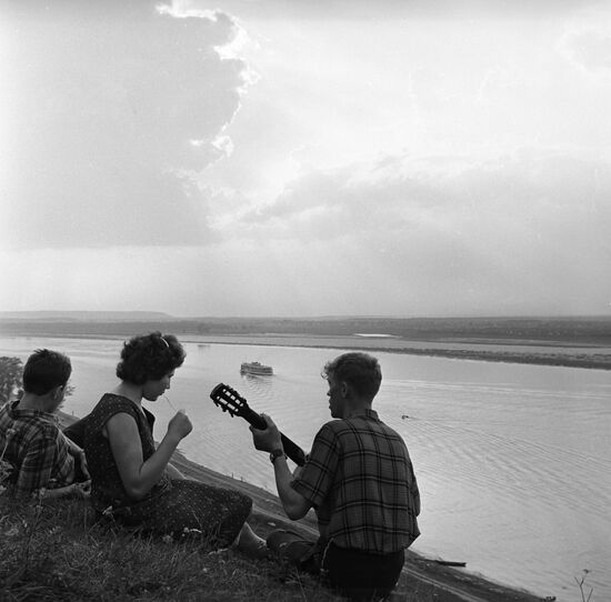 Evening on Oka River