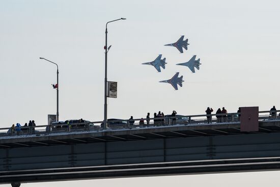 "Air Force Contract Service is Your Choice" campaign