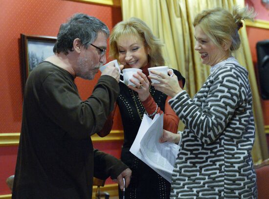 Rehearsal of Krzysztof Zanussi's comedy "One Hell of a Family"