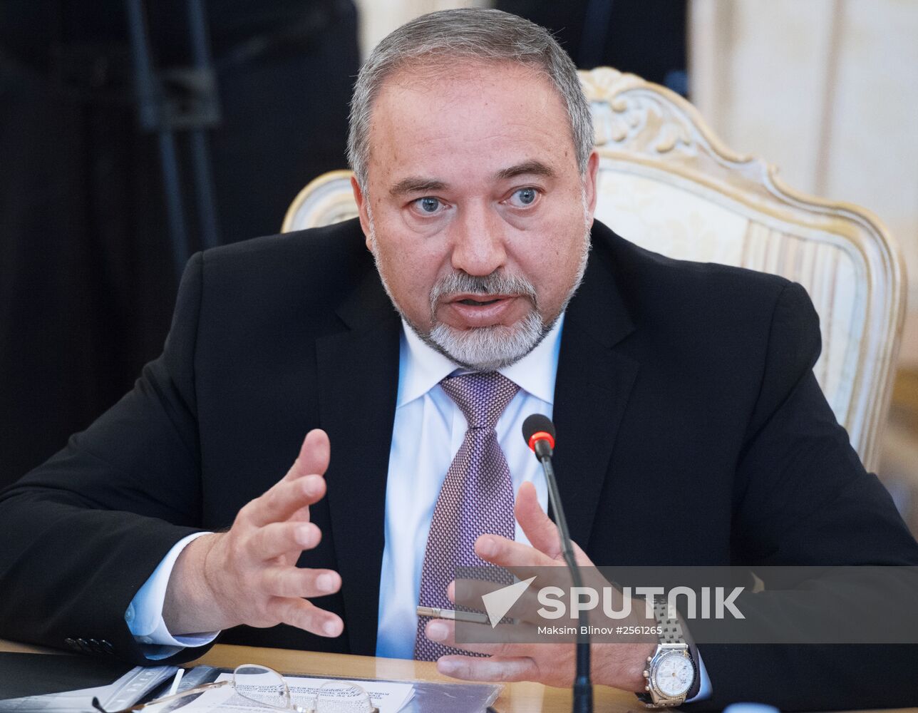 Russian Foreign Minister Sergei Lavrov meets with Avigdor Lieberman