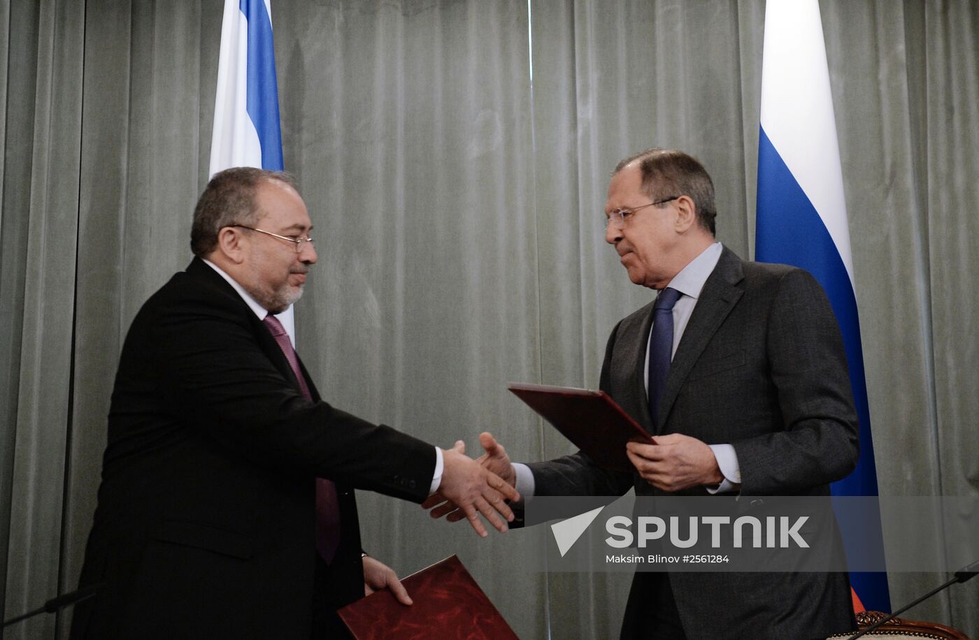 Russian Foreign Minister Sergei Lavrov meets with Avigdor Lieberman