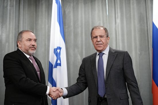 Russian Foreign Minister Sergei Lavrov meets with Avigdor Lieberman