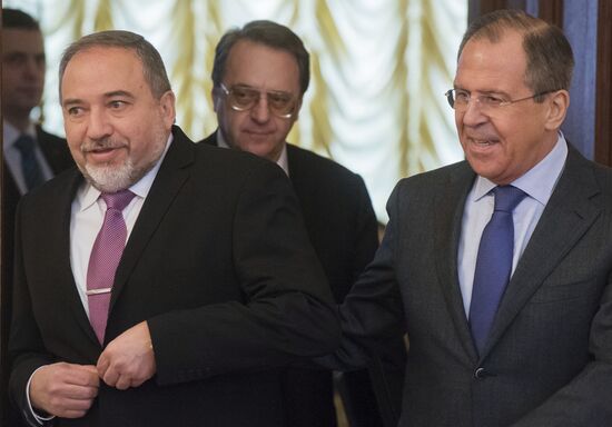 Russian Foreign Minister Sergei Lavrov meets with his Israeli counterpart Avigdor Lieberman