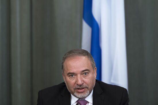 Meeting by Russian and Israeli Foreign Affairs Ministers Sergei Lavrov and Avigdor Lieberman