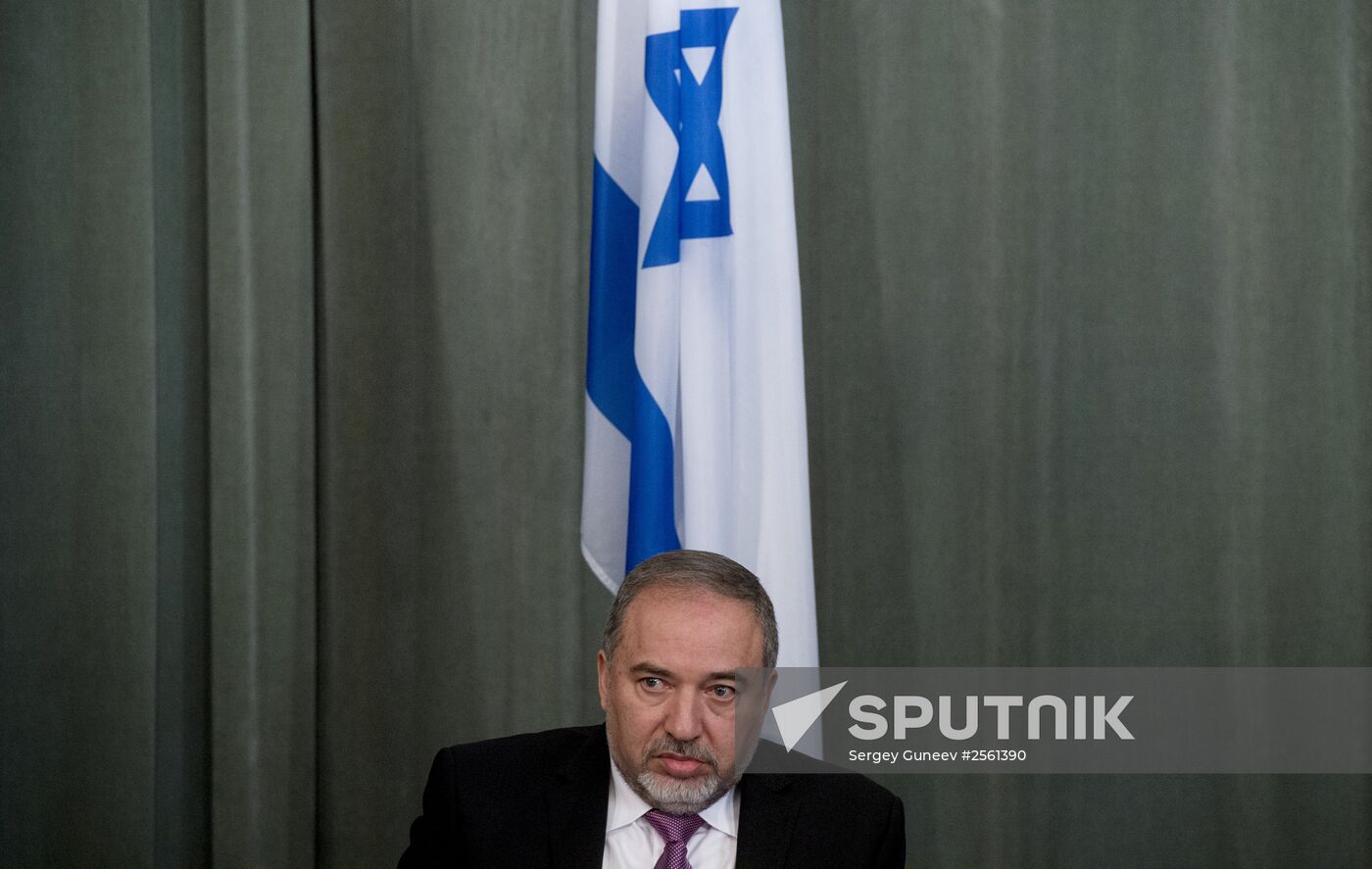 Meeting by Russian and Israeli Foreign Affairs Ministers Sergei Lavrov and Avigdor Lieberman