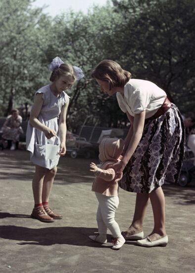 Stroll with children
