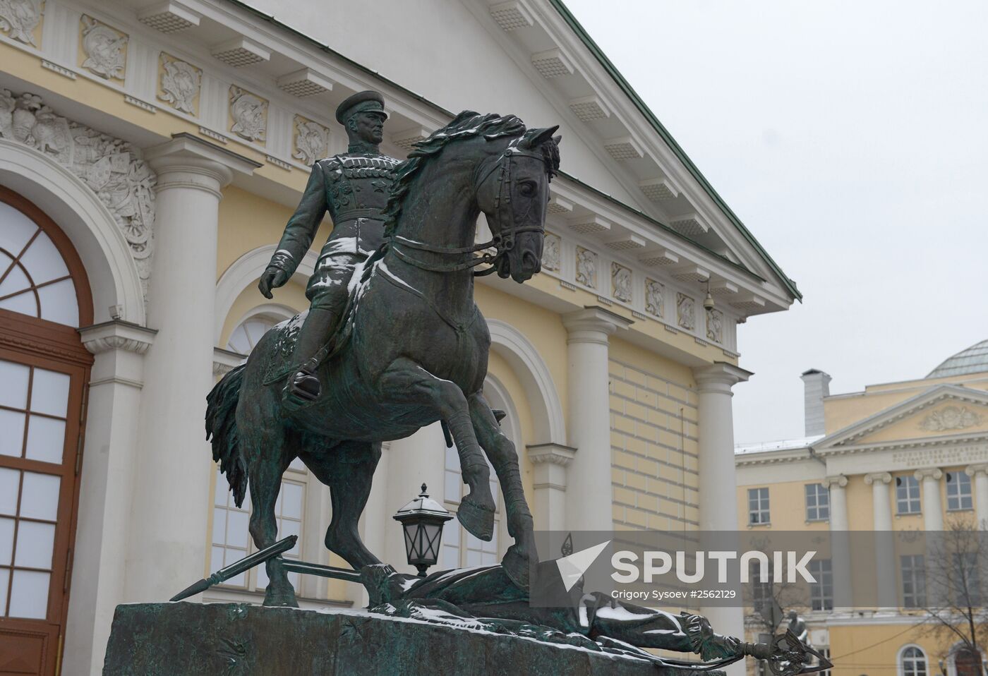 Second monument to Marshal Georgy Zhukov unveiled on Moscow's Manezhnaya Square