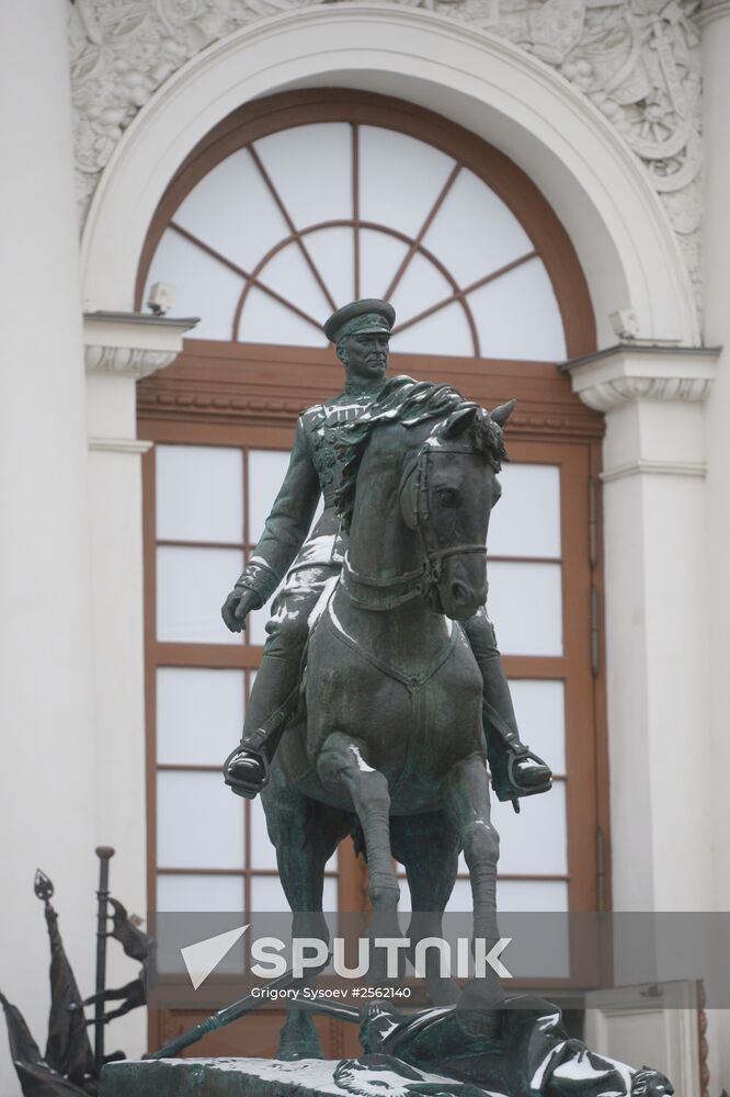 Second monument to Marshal Georgy Zhukov unveiled on Moscow's Manezhnaya Square