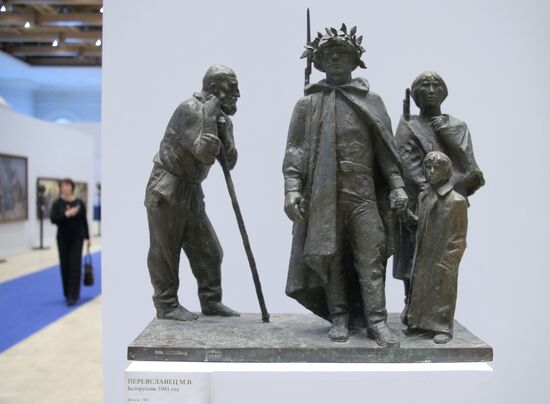 Grekov Studio of Military Artists opens exhibition in Manege