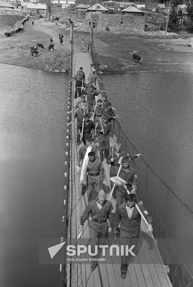 Construction brigade