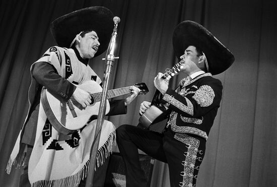 Mexican students