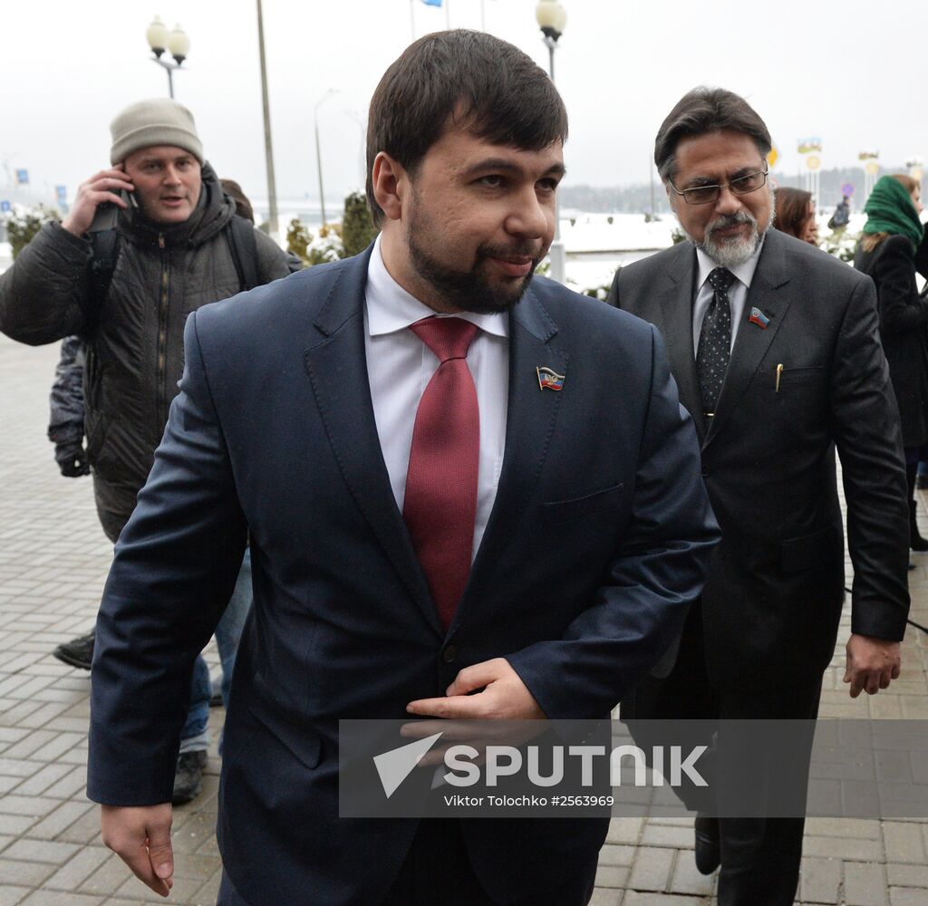 Press conference of DPR and LPR representatives in Minsk Airport