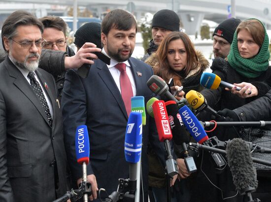 Press conference of DPR and LPR representatives in Minsk Airport