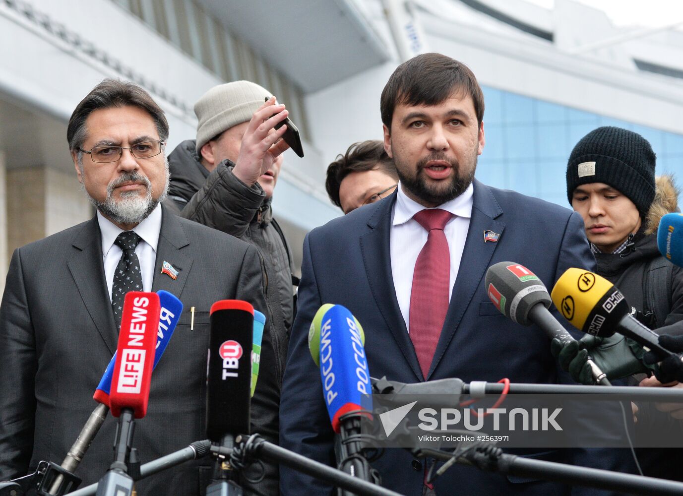 Press conference of DPR and LPR representatives in Minsk Airport