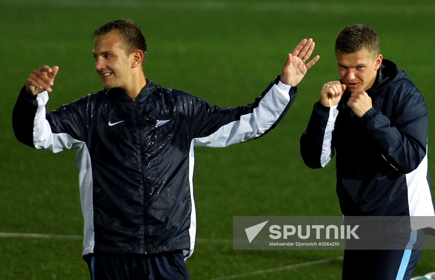 Football. Zenit in training