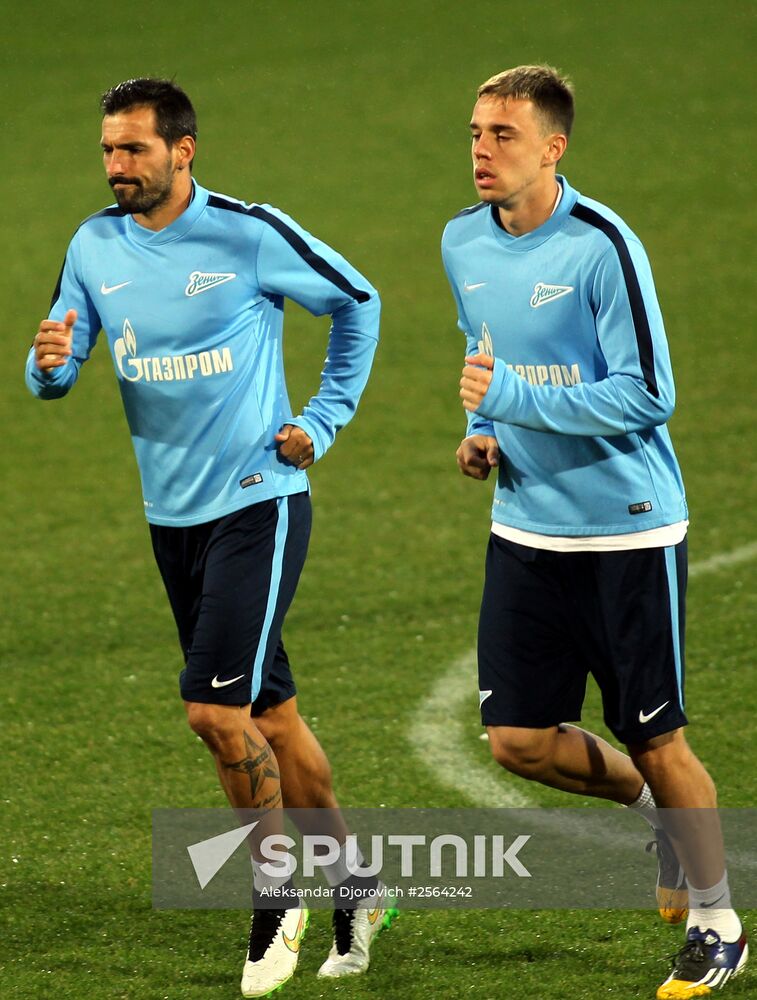 Football. Zenit in training