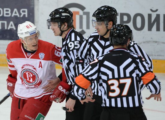 Kontinental Hockey League. Dynamo Moscow vs. Vityaz