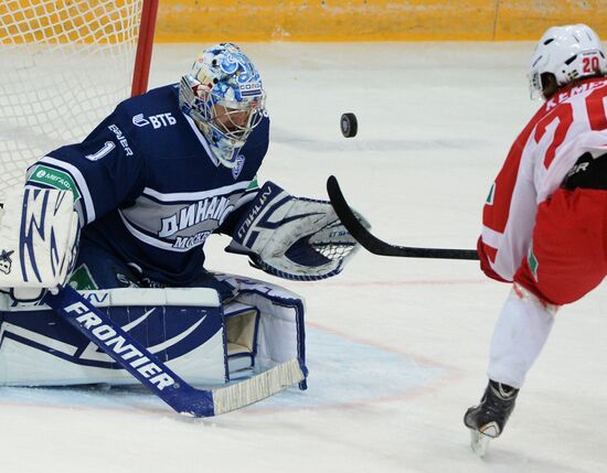 Kontinental Hockey League. Dynamo Moscow vs. Vityaz