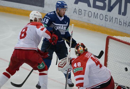 Kontinental Hockey League. Dynamo Moscow vs. Vityaz