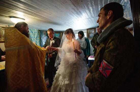 Wedding of self-defense fighters from Vikings unit