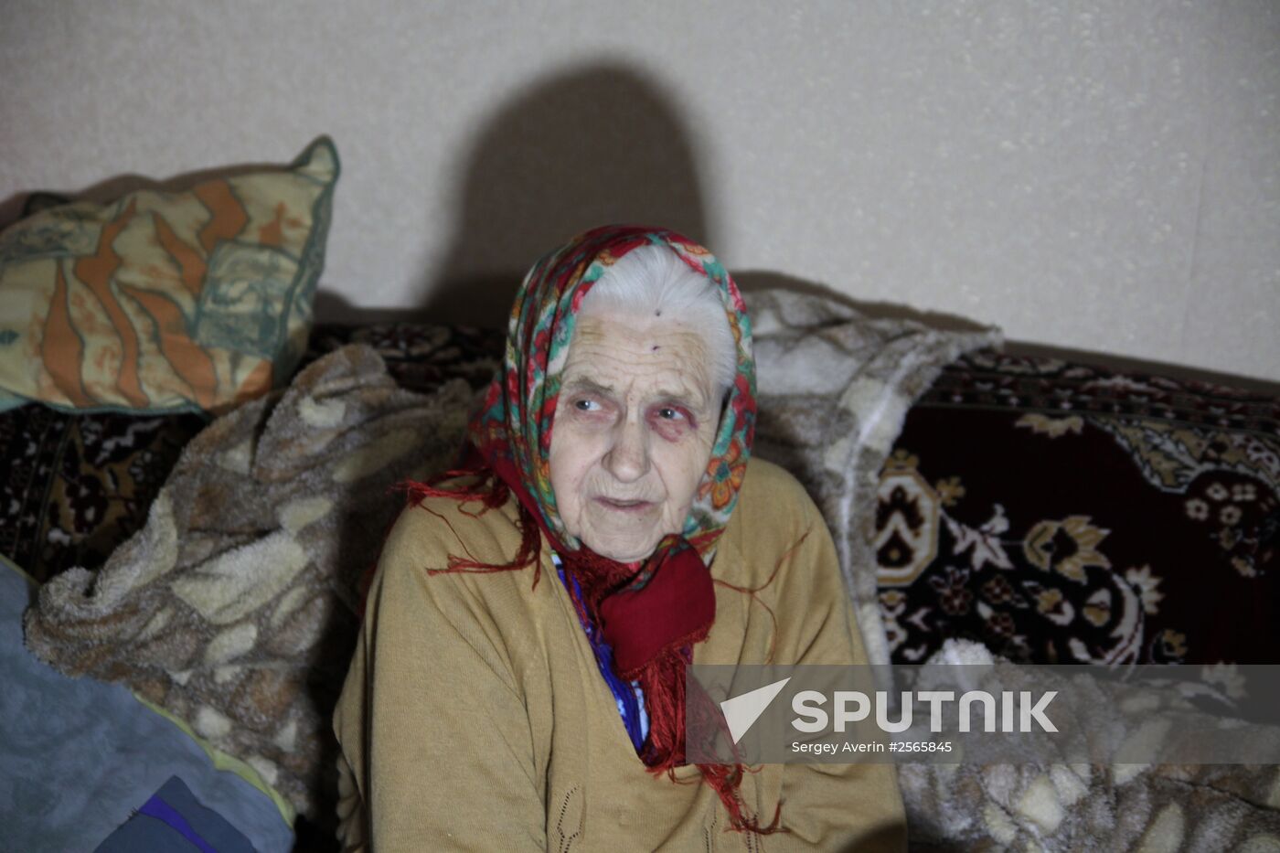 Consequences of artillery attack on Donetsk's Kuibyshevsky District