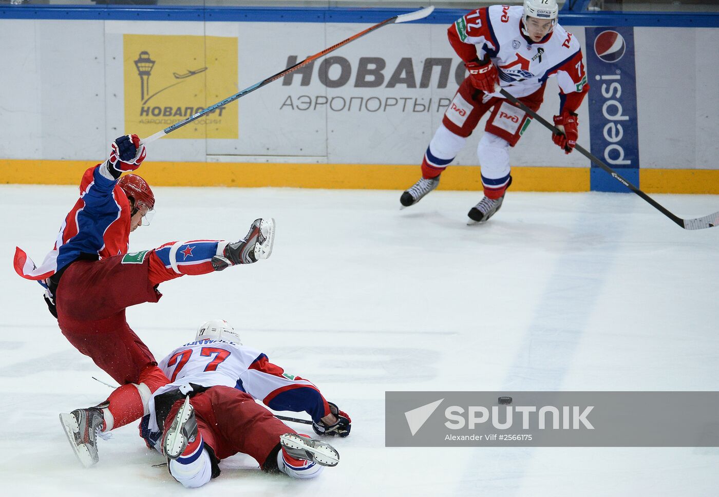 Kontinental Hockey League. CSKA vs. Lokomotiv