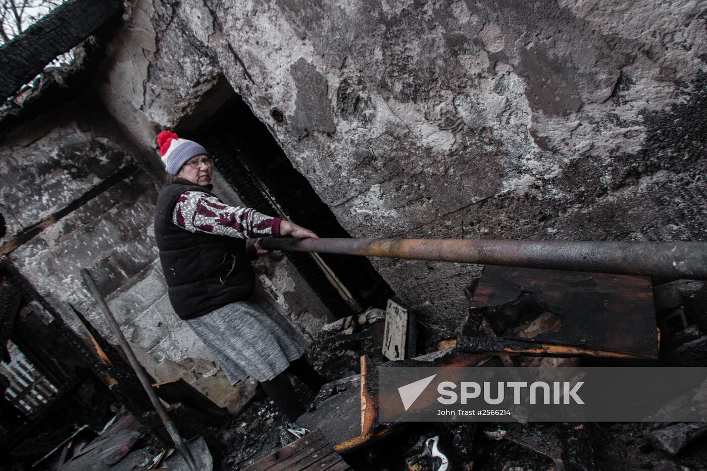 Consequences of artillery attack on Donetsk's Kuibyshevsky District
