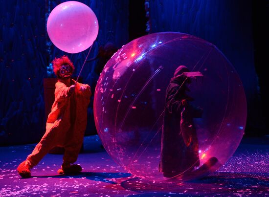Slava Polunin's Snow Show