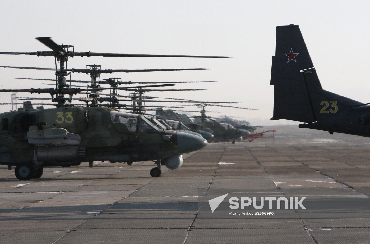 Helicopter flight training in Primorye Territory