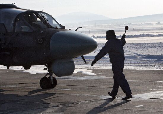 Helicopter flight training in Primorye Territory