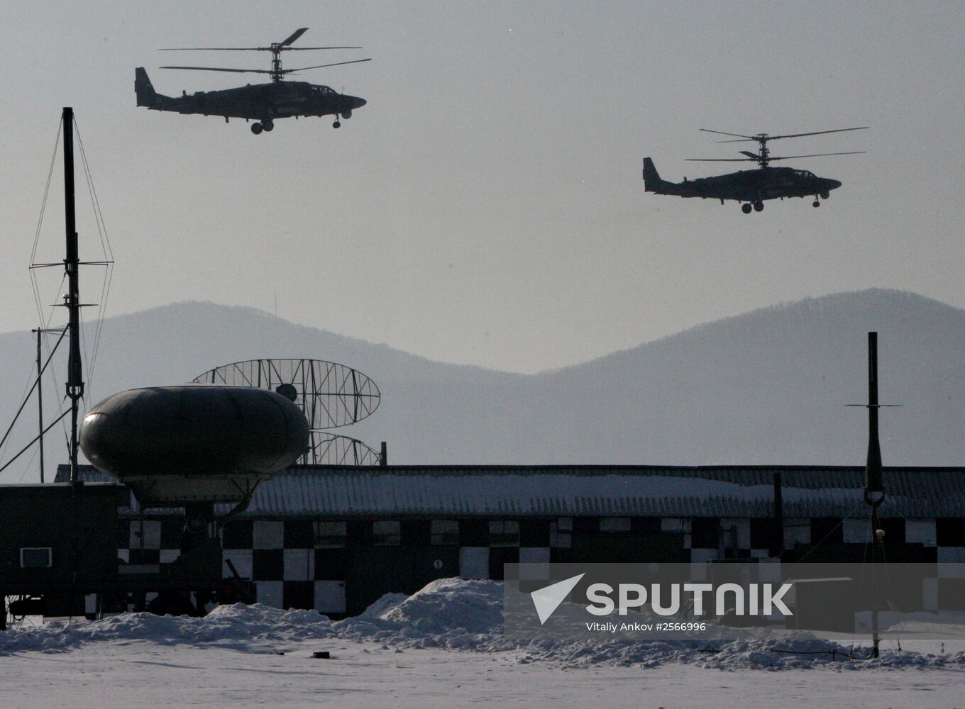 Helicopter flight training in Primorye Territory