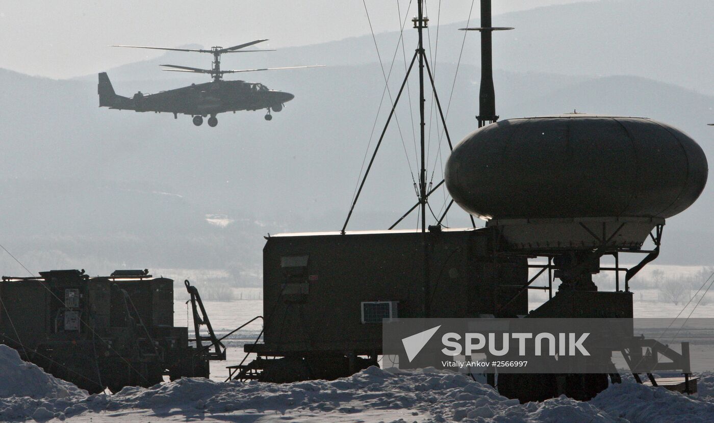 Helicopter flight training in Primorye Territory