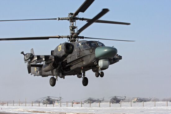 Helicopter flight training in Primorye Territory