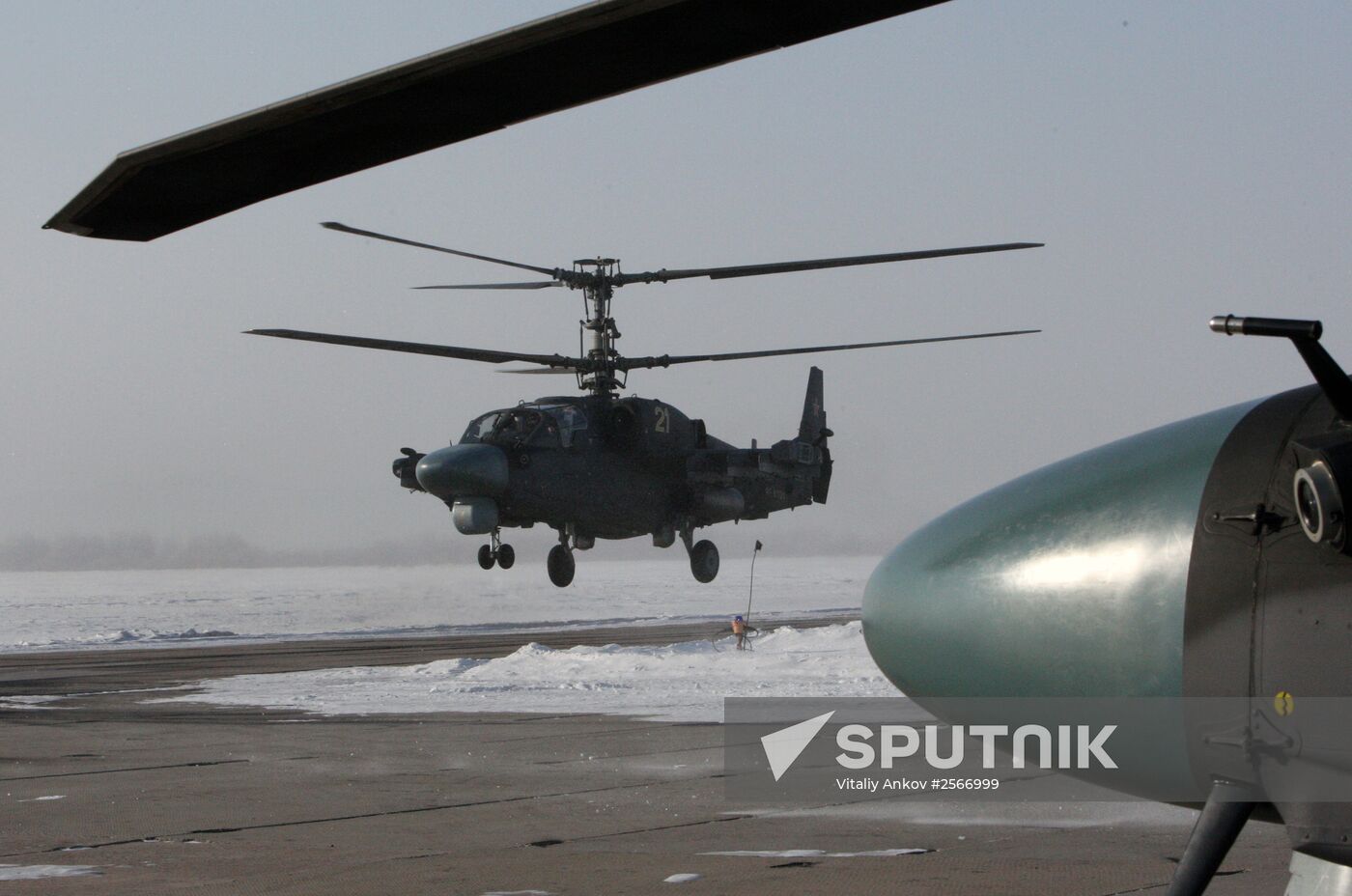 Helicopter flight training in Primorye Territory