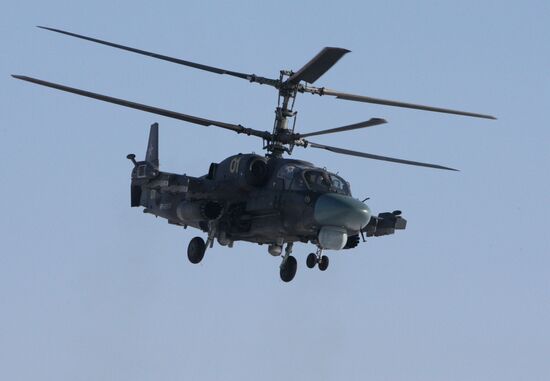 Helicopter flight training in Primorye Territory