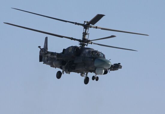 Helicopter flight training in Primorye Territory