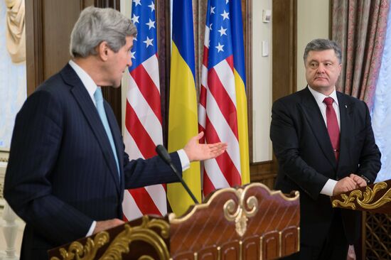 US Secretary of State John Kerry visits Kiev